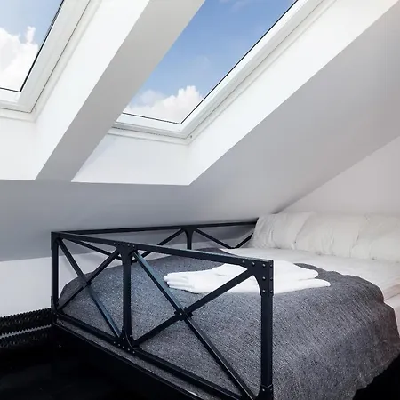 아파트 Starowislna Kazimierz Cracow By Renters 크라쿠프