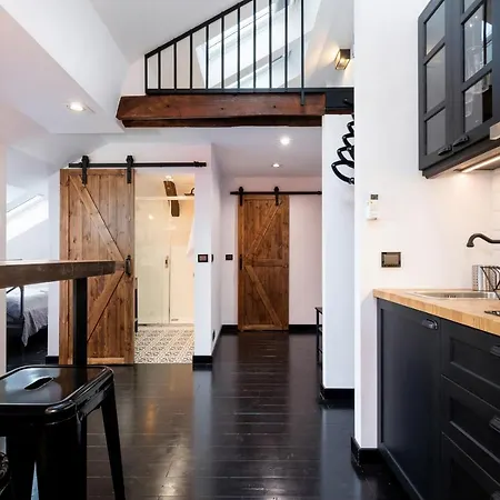 아파트 Starowislna Kazimierz Cracow By Renters 크라쿠프